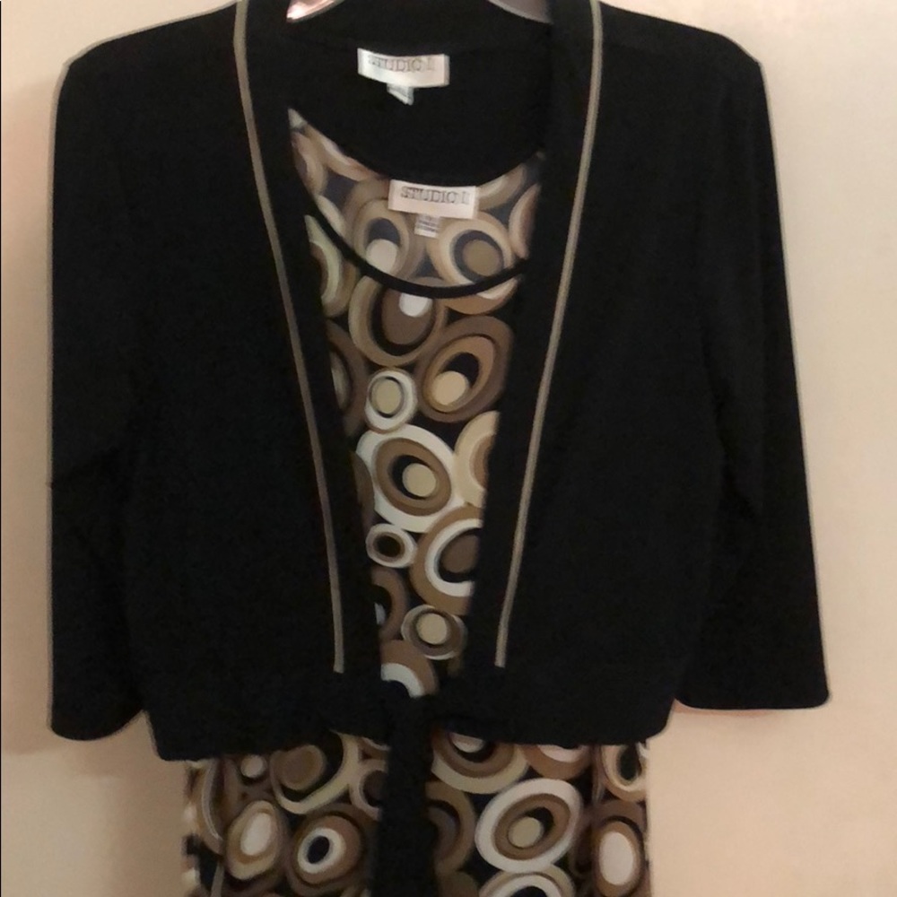 Dress - Picture 3 of 3